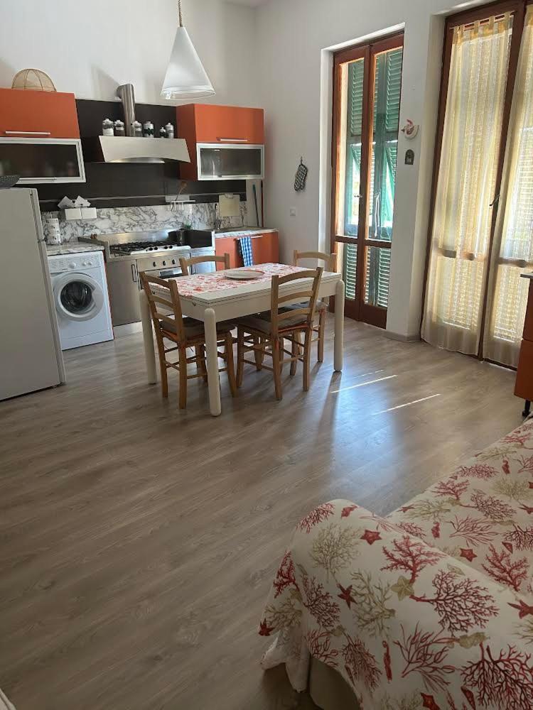 Ferienwohnung Ca' Mari Ameglia Exterior foto